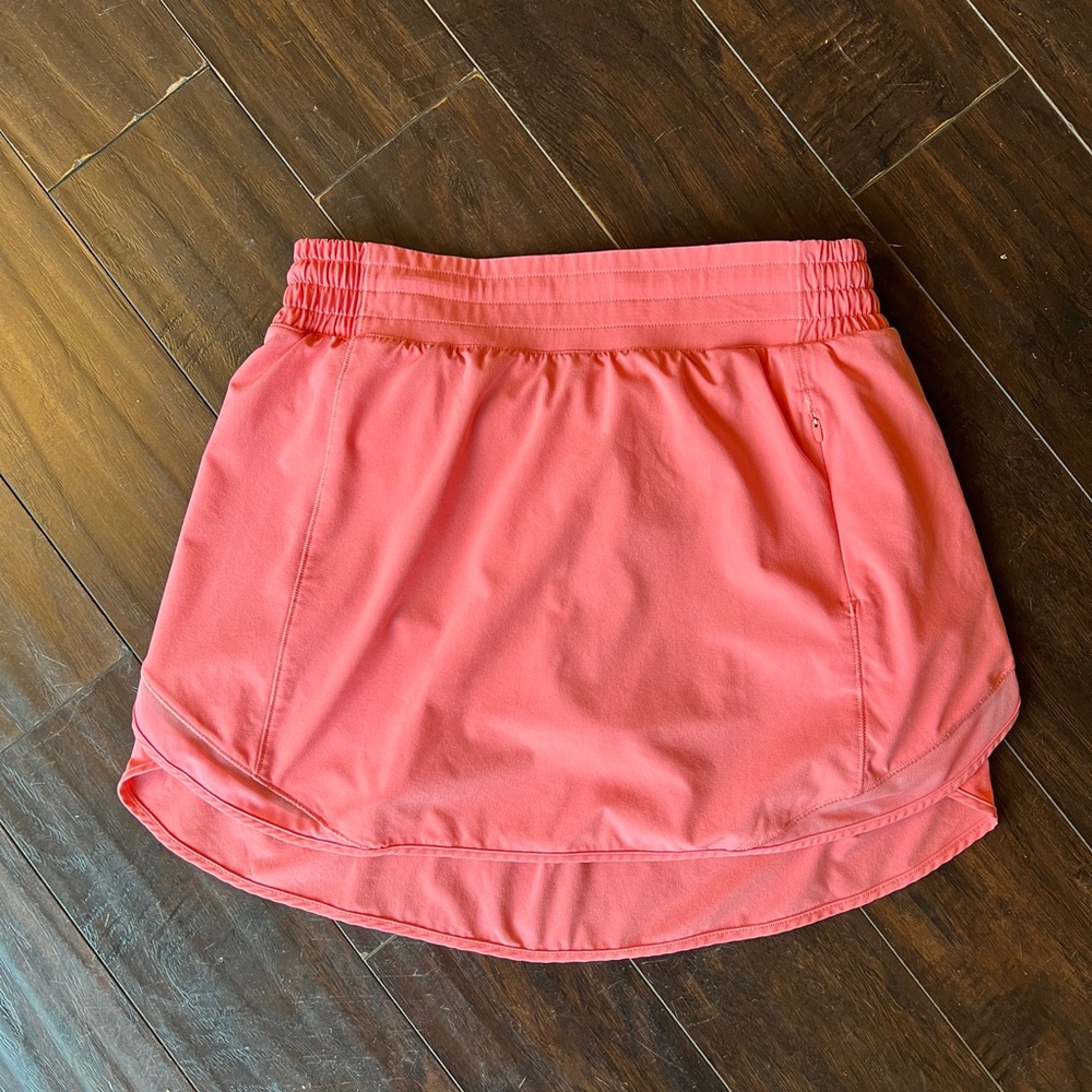 Lululemon hotty hot skirt coral size 8